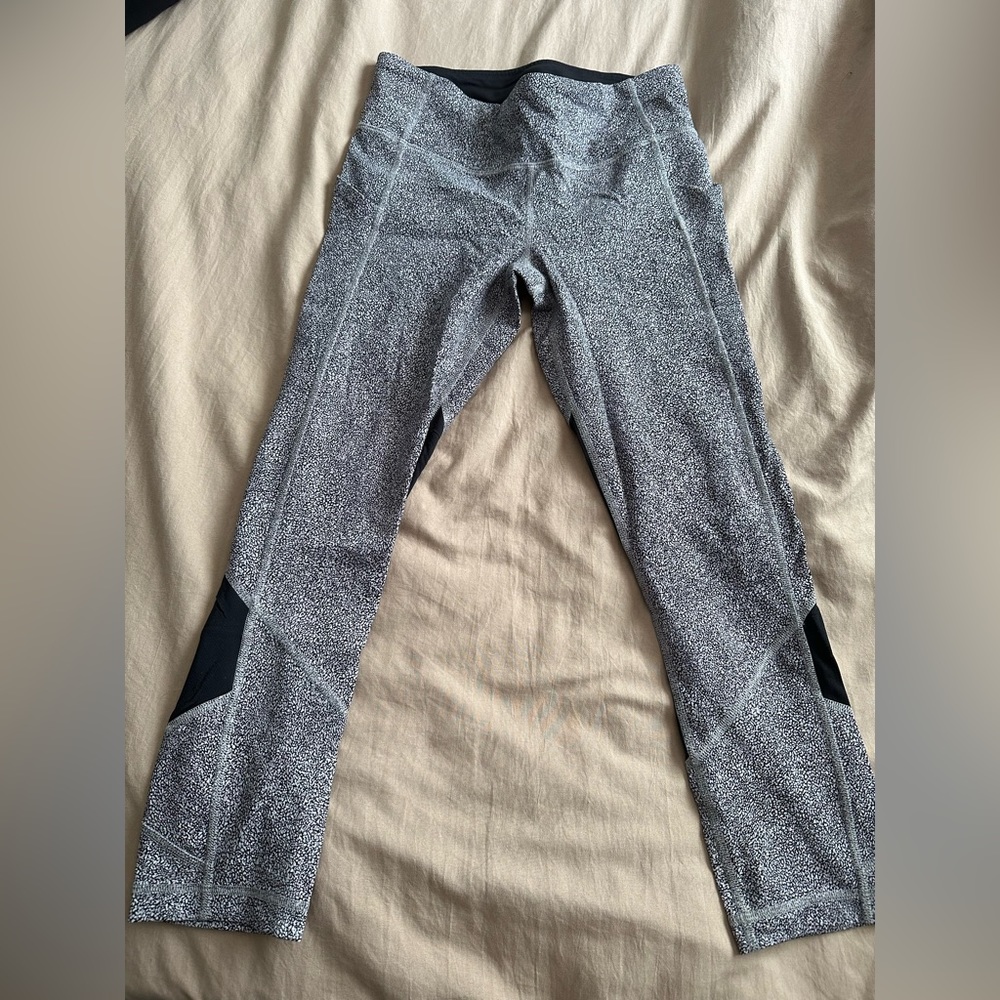 Lululemon Crops Size 4